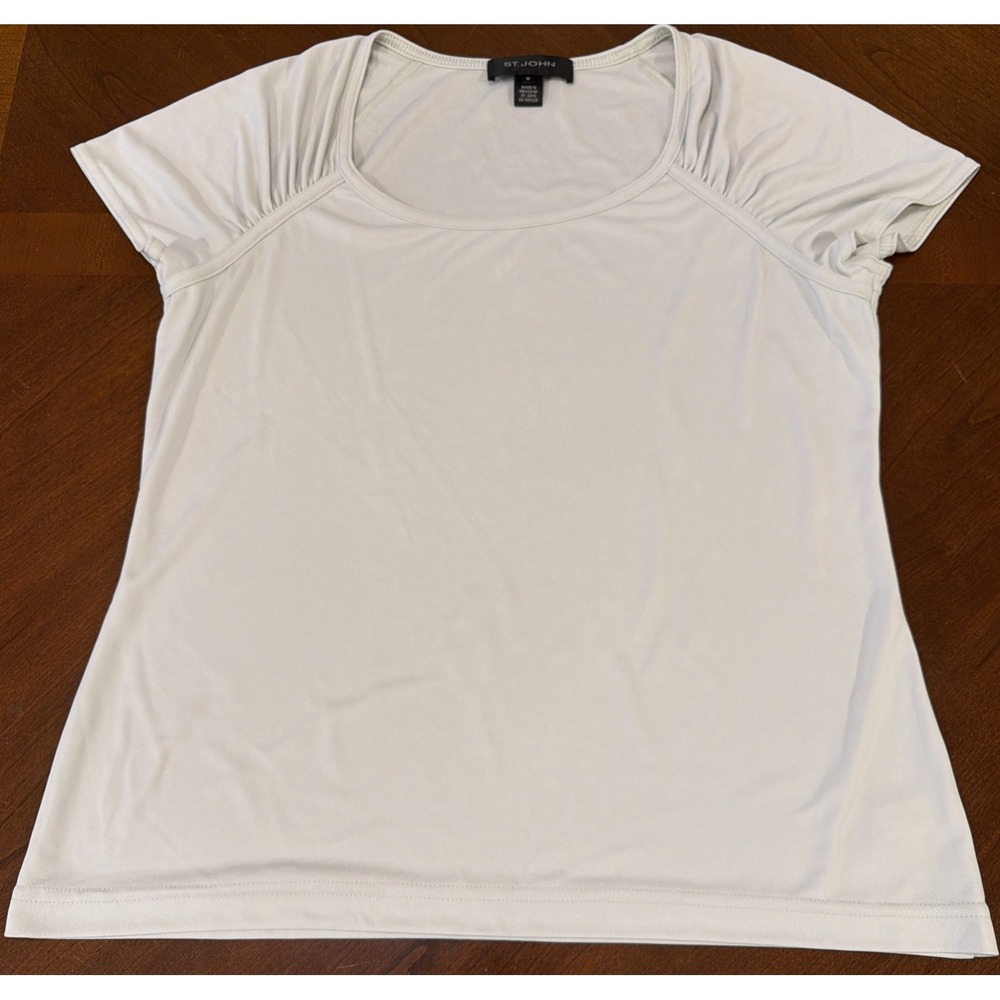 St. John Short Sleeve Top Medium Mint Green Scoop Neck Shirred Shoulder